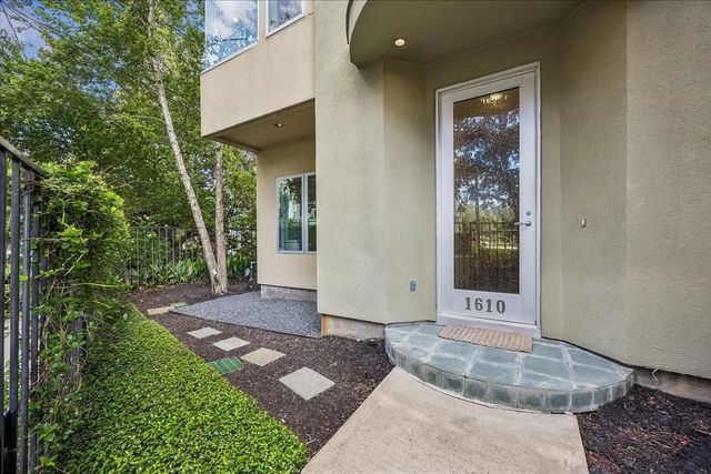 1610 Calumet Street, Houston