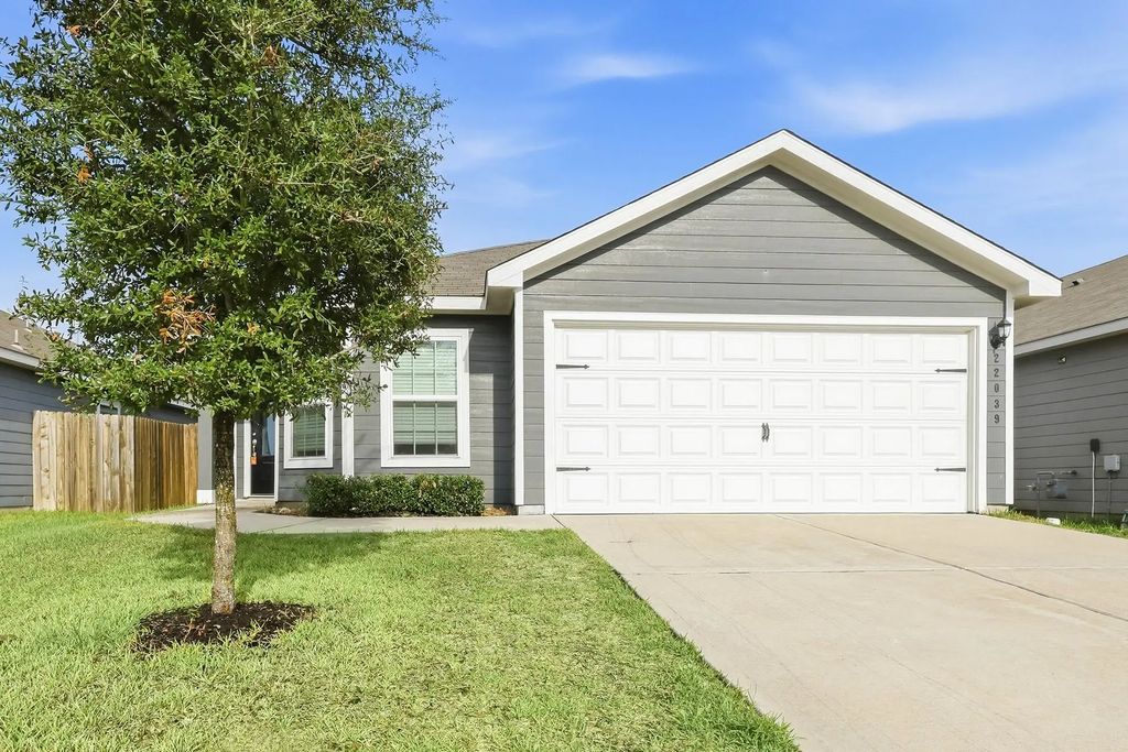 22039 Ellison Drive, Magnolia