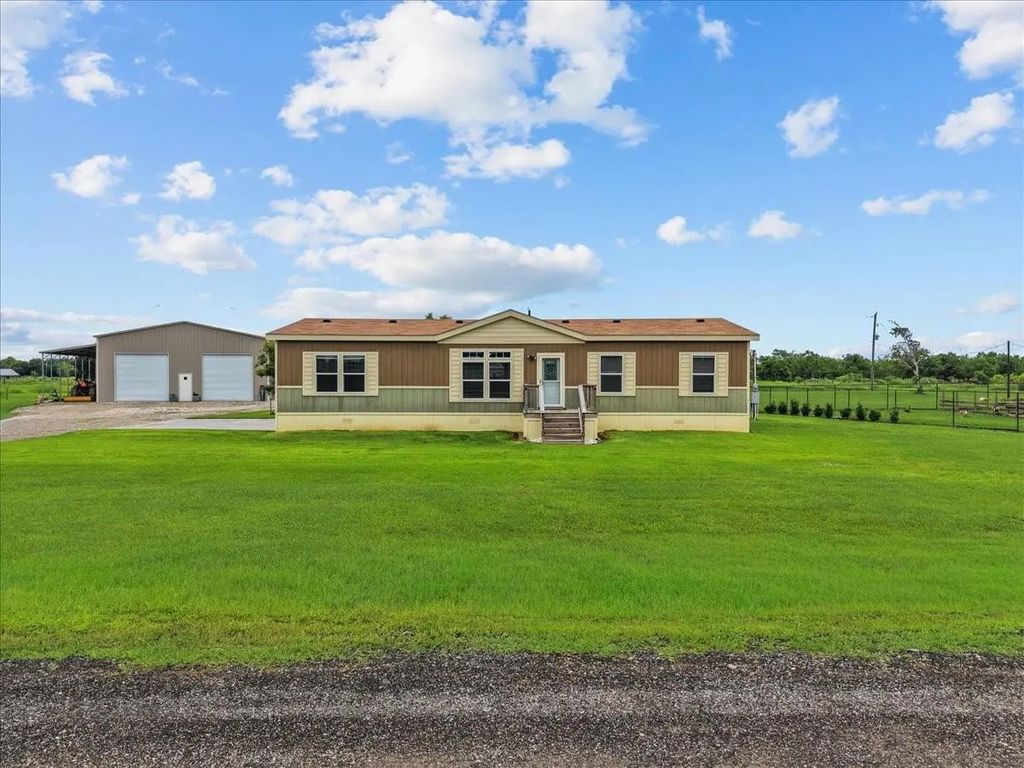 8710 Fm 646 Road S, Santa Fe