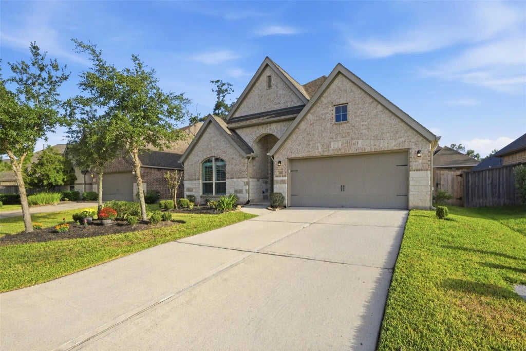 302 Trillium Park Loop, Conroe