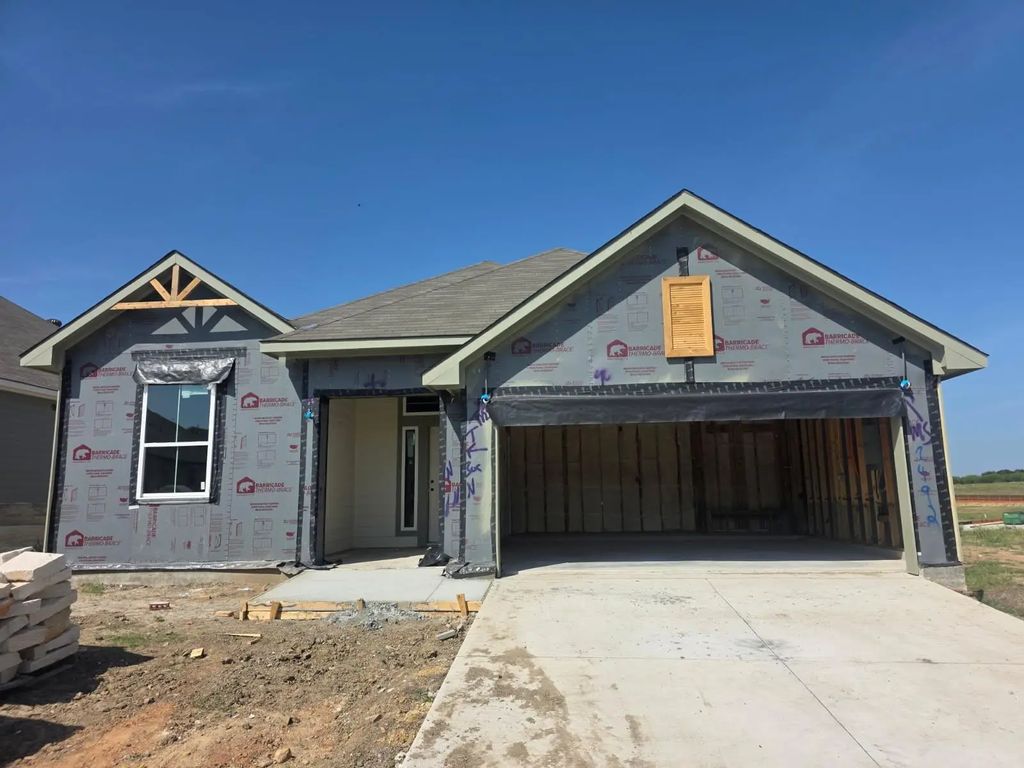 1492 Lake Ridge Drive, Brenham