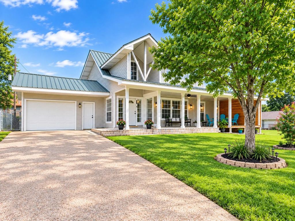 20 Clearview Street, Point Blank