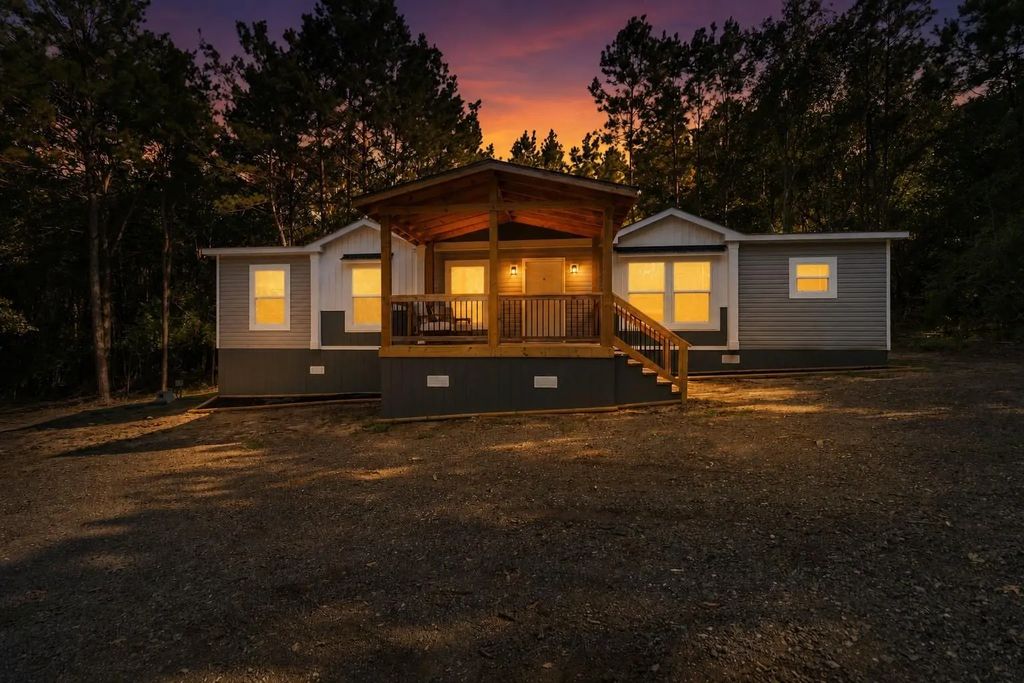 1091 Harrell Road, Coldspring