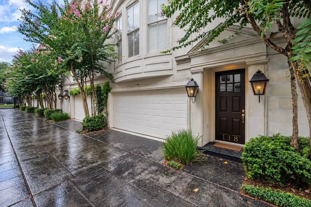 118 Oak Place Drive, Houston