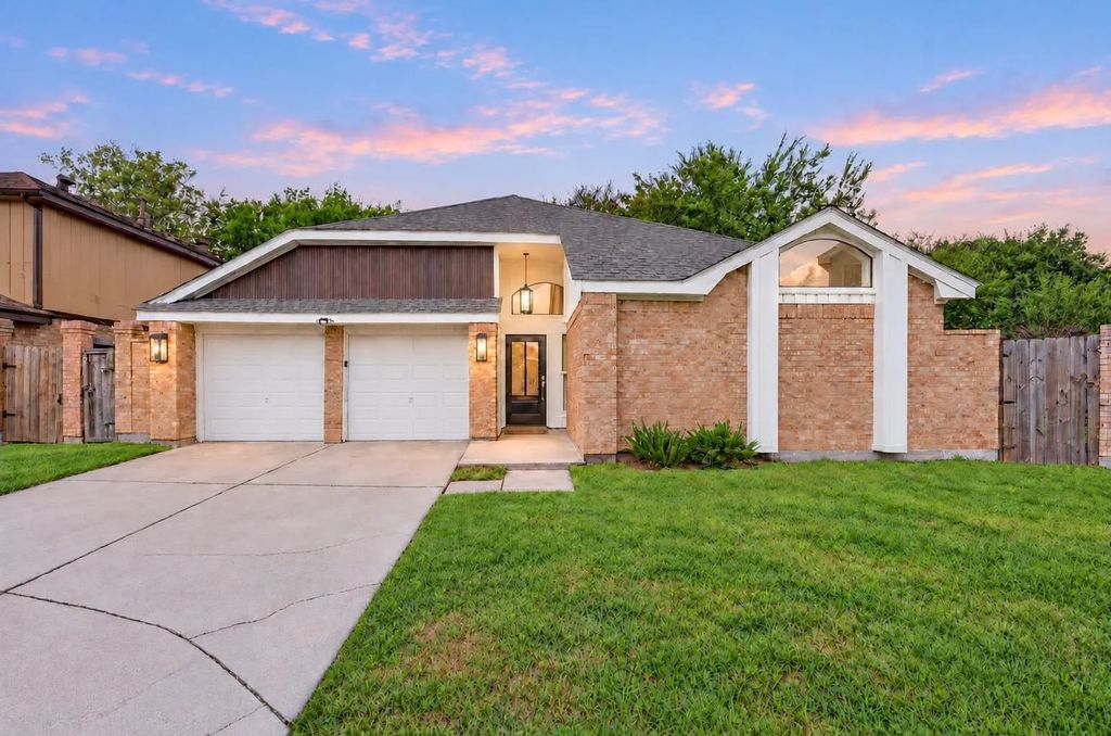 7842 Micheline Circle, Missouri City