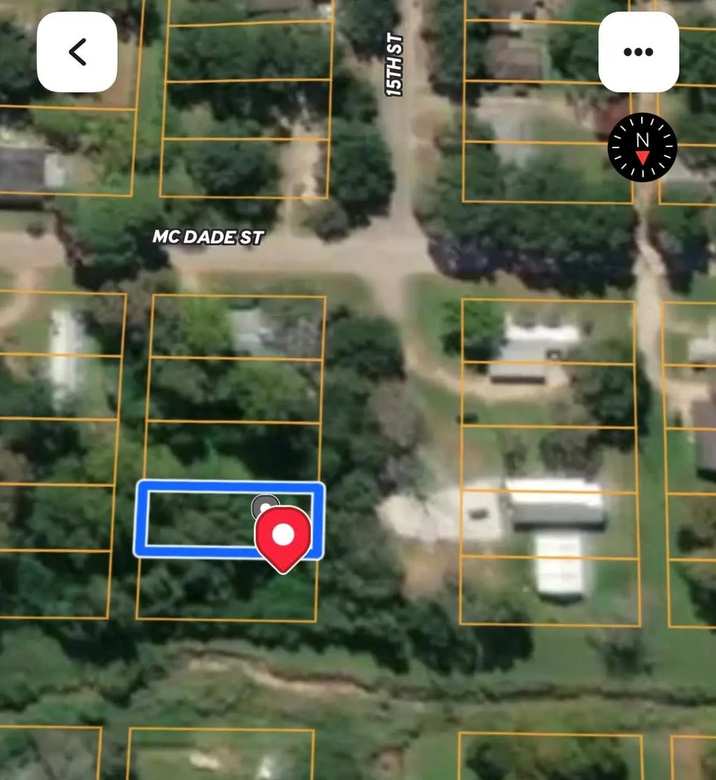 15th Street, Hempstead