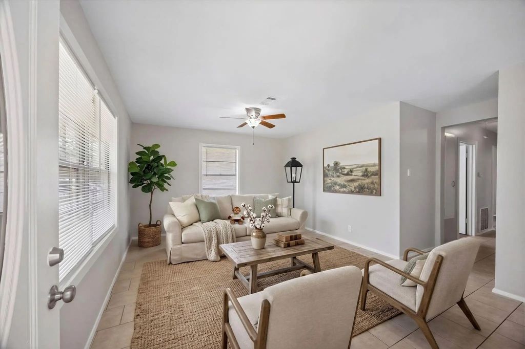 10214 Torrington Lane, Houston