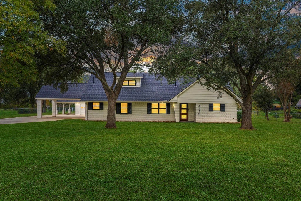 4419 Langtry Lane, Houston