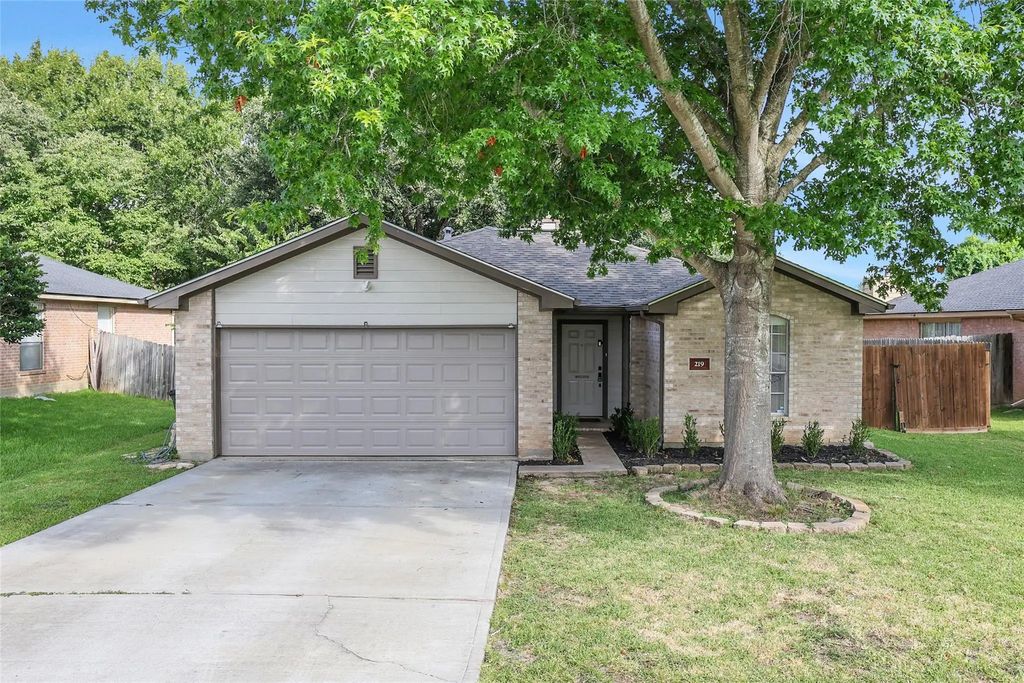 219 Cape Conroe Drive, Montgomery