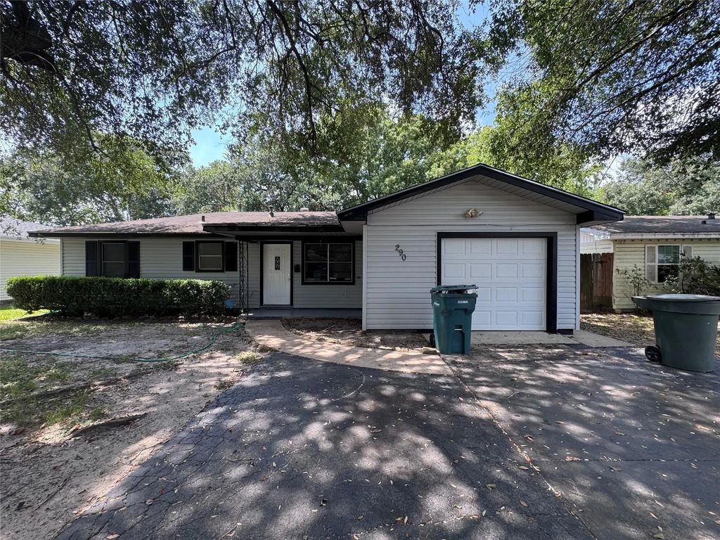 290 Clemmons Street, Beaumont