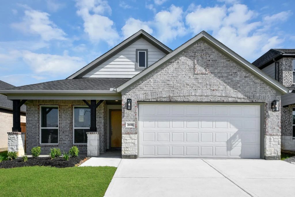 22207 San Felice Drive, Hockley