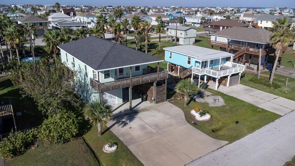 4030 Panola Drive, Galveston