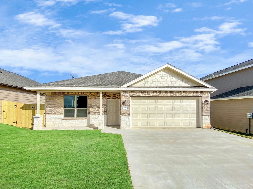 13067 Clearview Drive, Willis