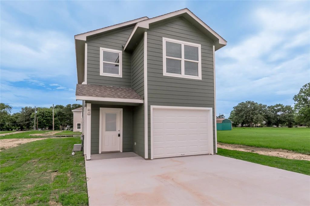 250 N Shady Oaks Drive, Point Blank