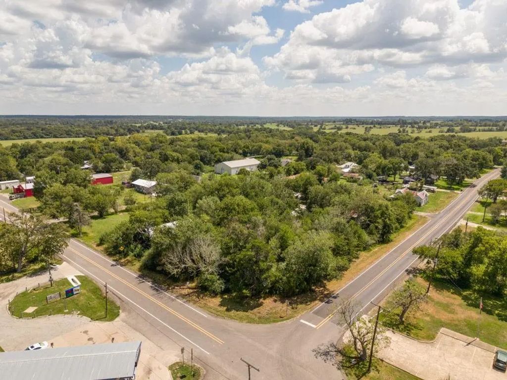11042 Fm 149, Richards