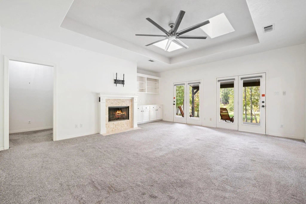 2015 East Lake Drive, Huntsville