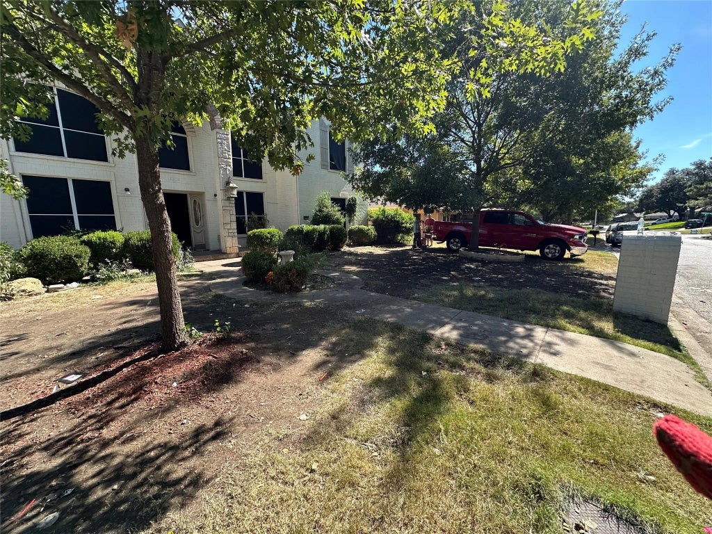 6005 Rayburn Drive, Fort Worth