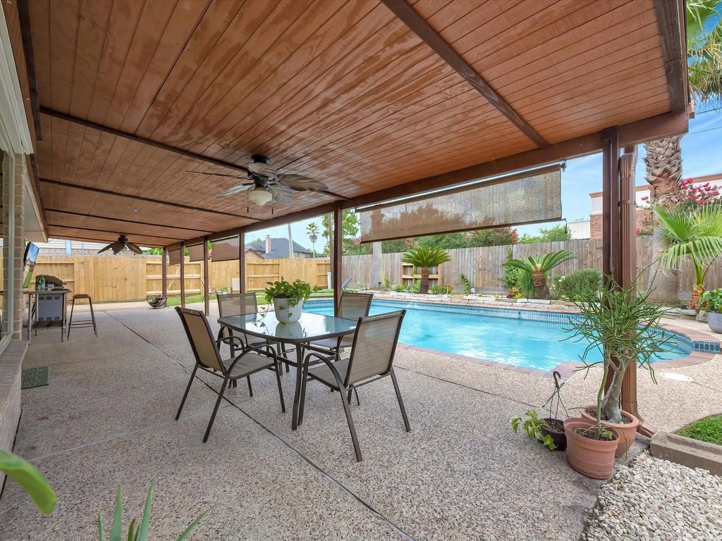 109 Country Lane, League City
