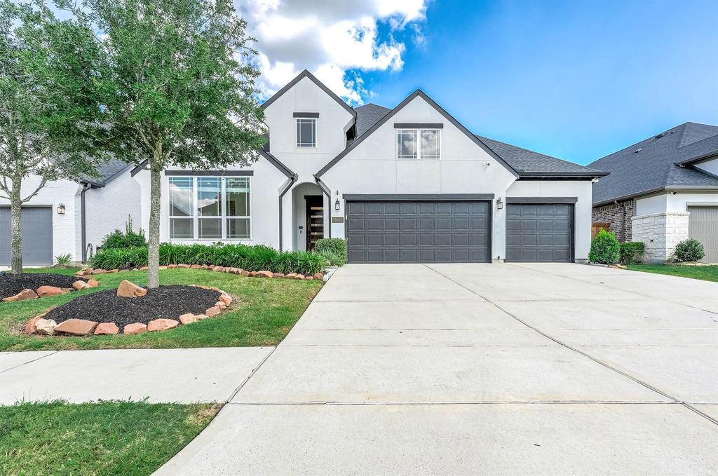 13802 Arroyo Grande Drive, Cypress