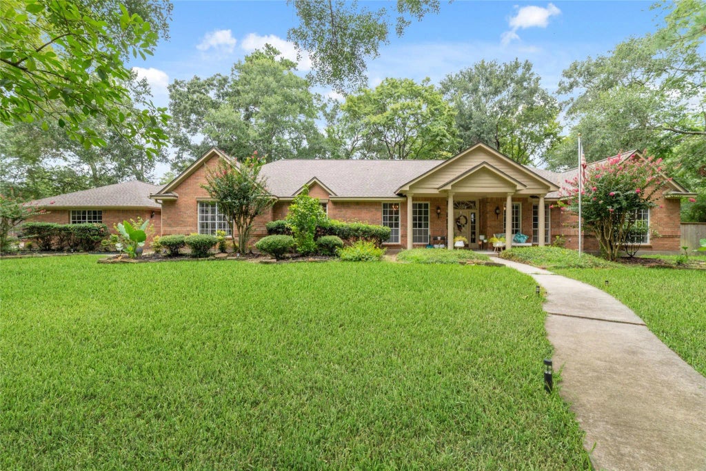 13206 Lost Creek Road, Tomball