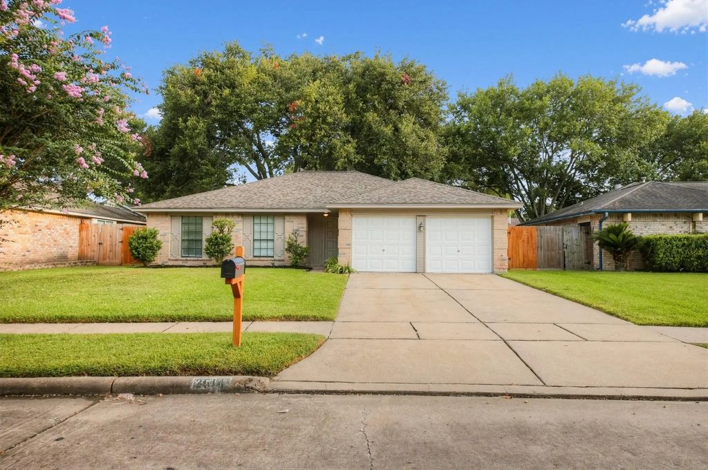 2514 Portland Drive, Richmond