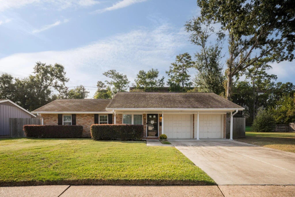 2403 Ansbury Drive, Houston