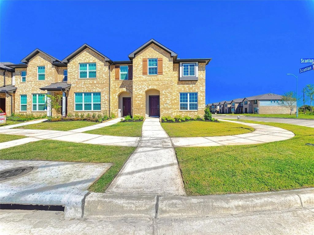 8002 Scanlan Trace, Missouri City