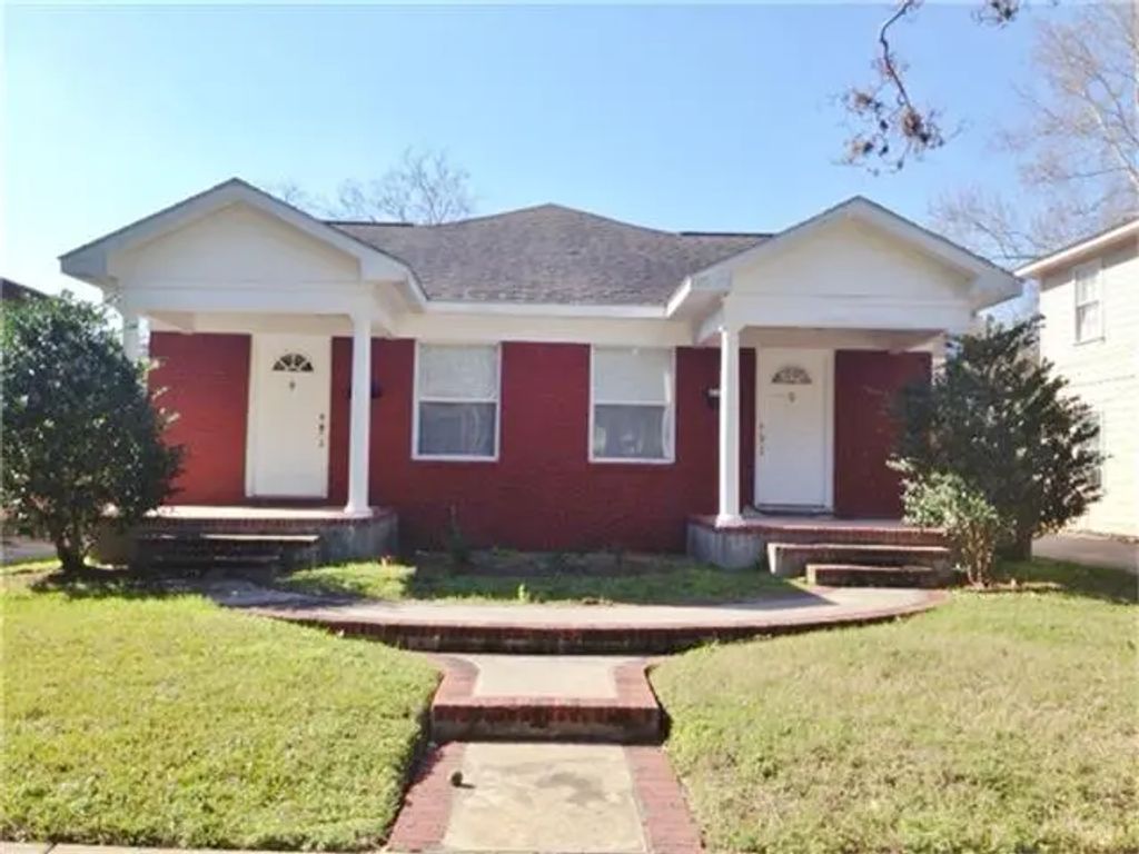 4430 Clay Street, Houston