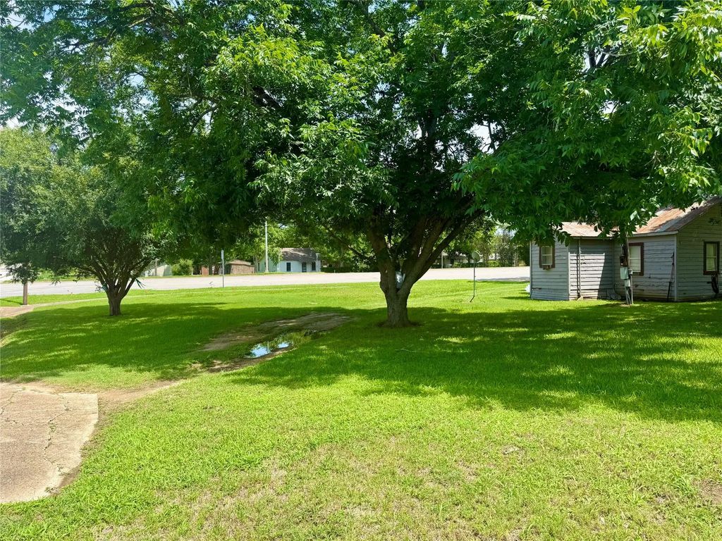 1202 Hwy 21 Highway, Caldwell