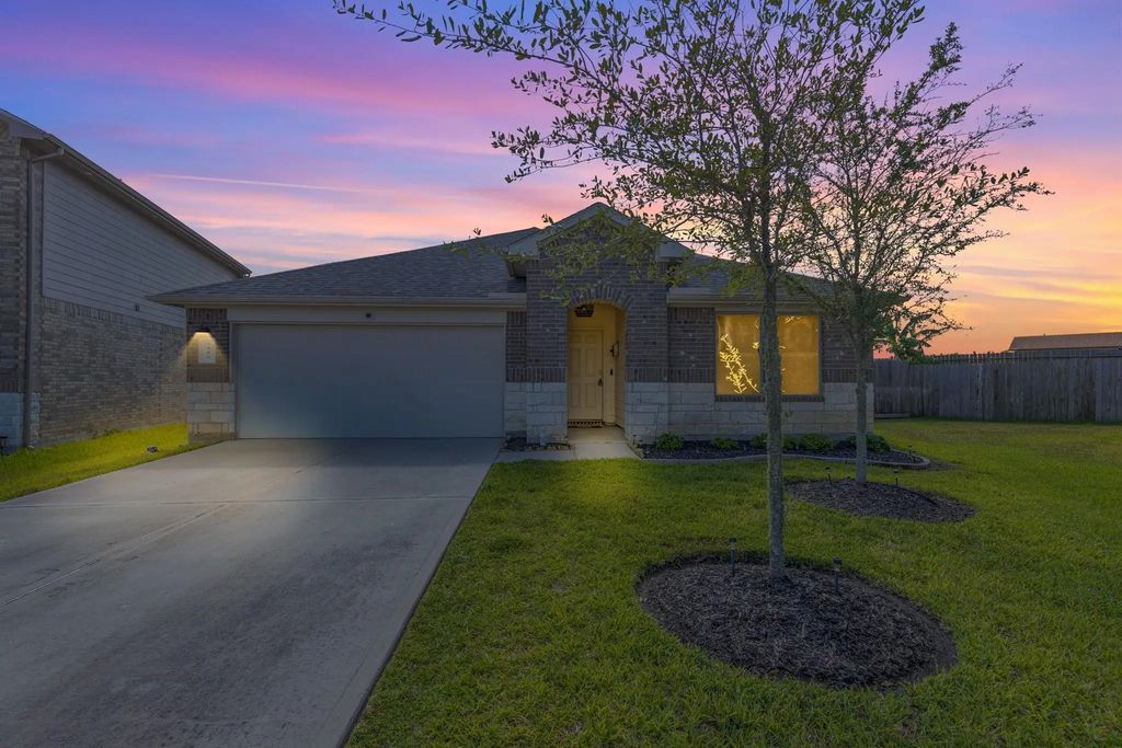 7906 Tamarind Lane, Baytown