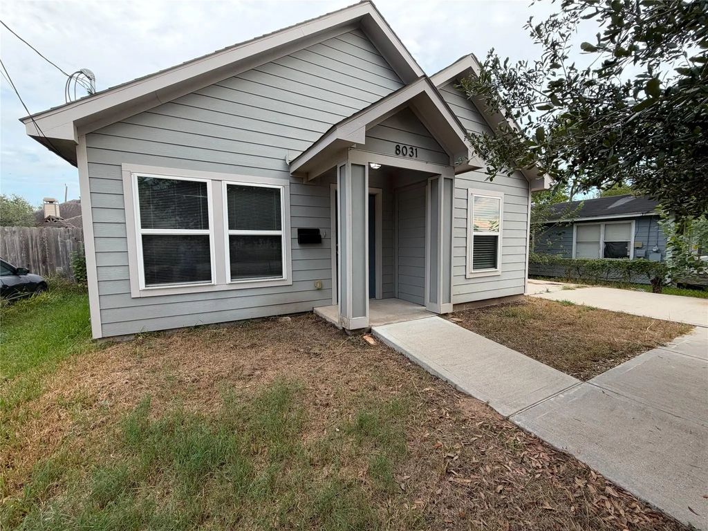 8031 Canyon Street, Houston
