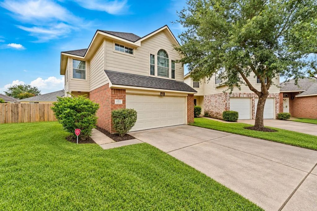 7102 Biton Drive, Houston