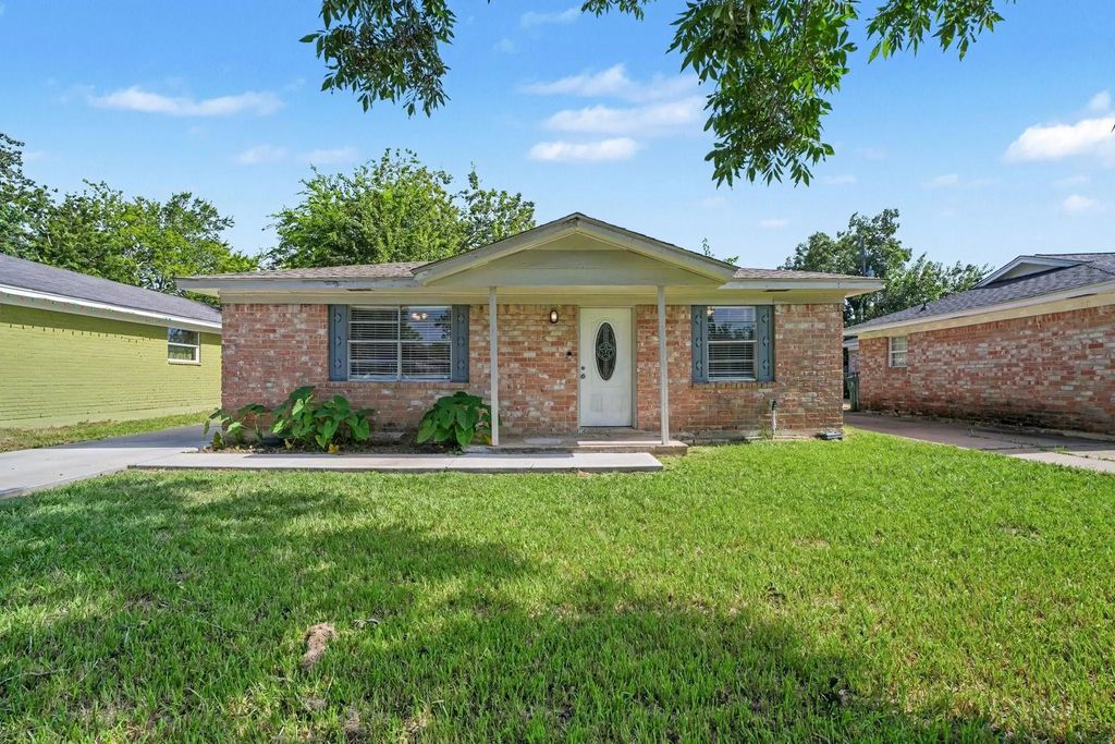 8807 Barton Street, Houston