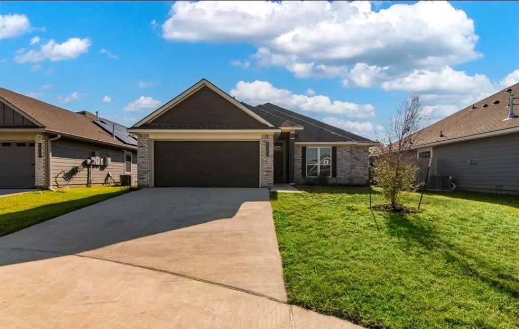 1022 Walnut Branch Lane, Tomball