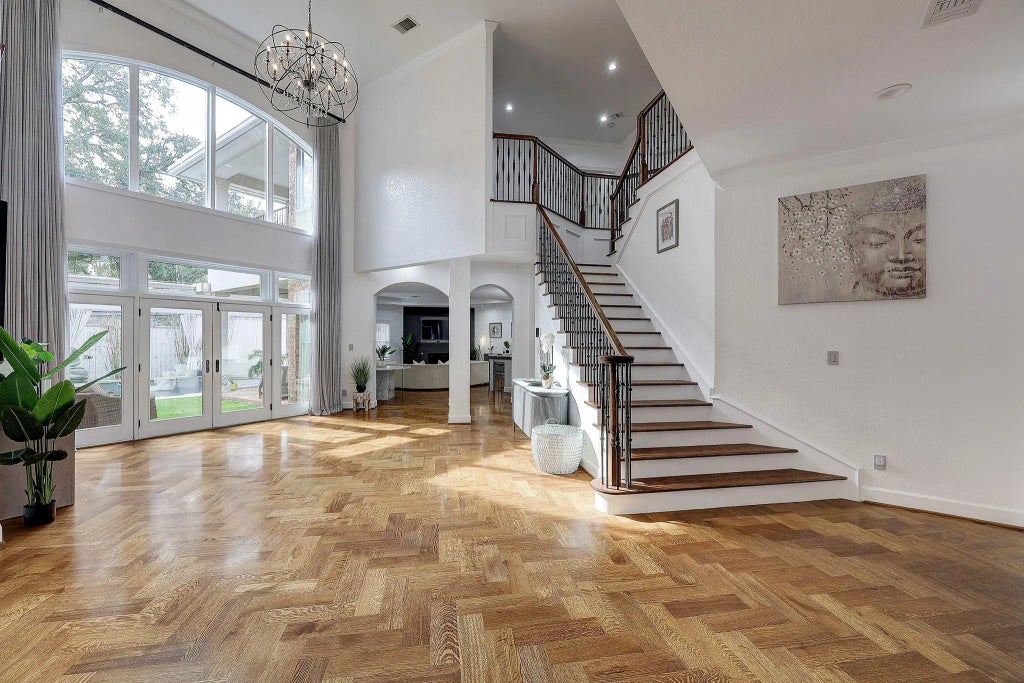 6213 San Felipe Street, Houston