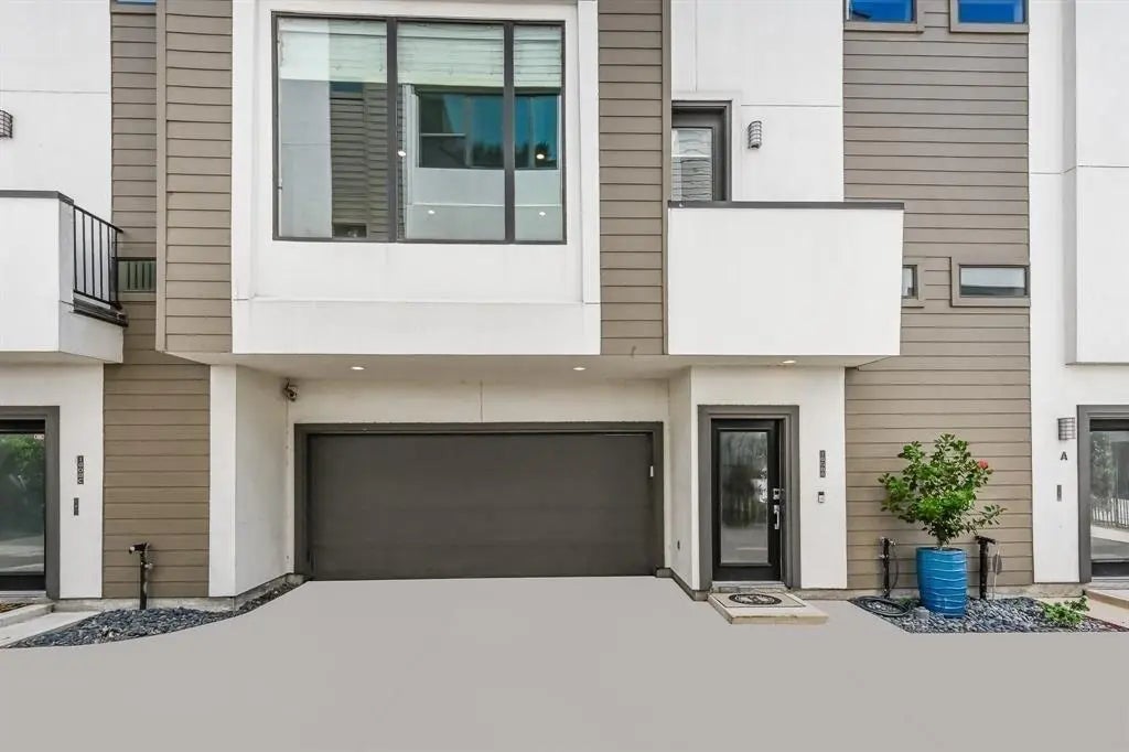 1608 W Webster Street B, Houston