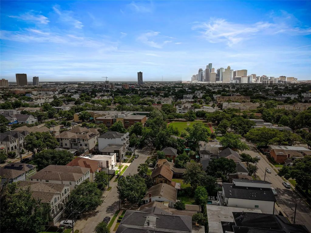 1716 Maryland Street A, Houston