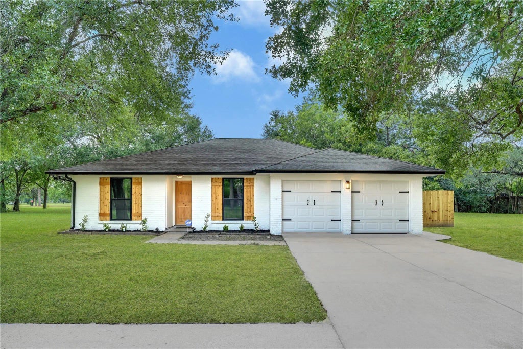 7123 Shady Vale Lane, Houston