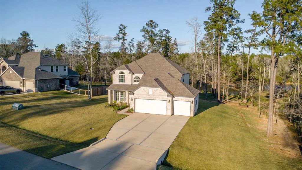11731 Oakwood Ranch Drive, Willis