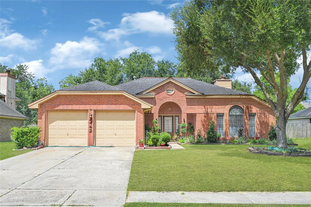 2442 Arrowsmith Court, Pearland
