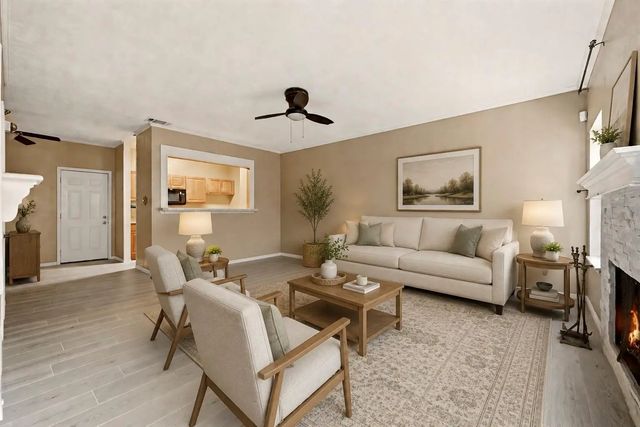 9800 Pagewood Lane 3403, Houston
