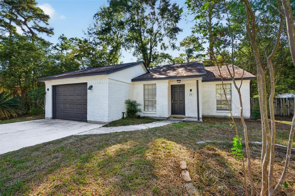 22 N Wavy Oak Circle, The Woodlands
