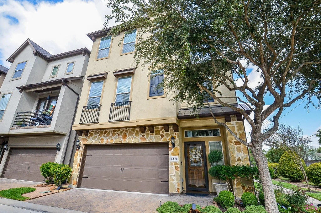 10602 Enclave Shadows Court, Houston