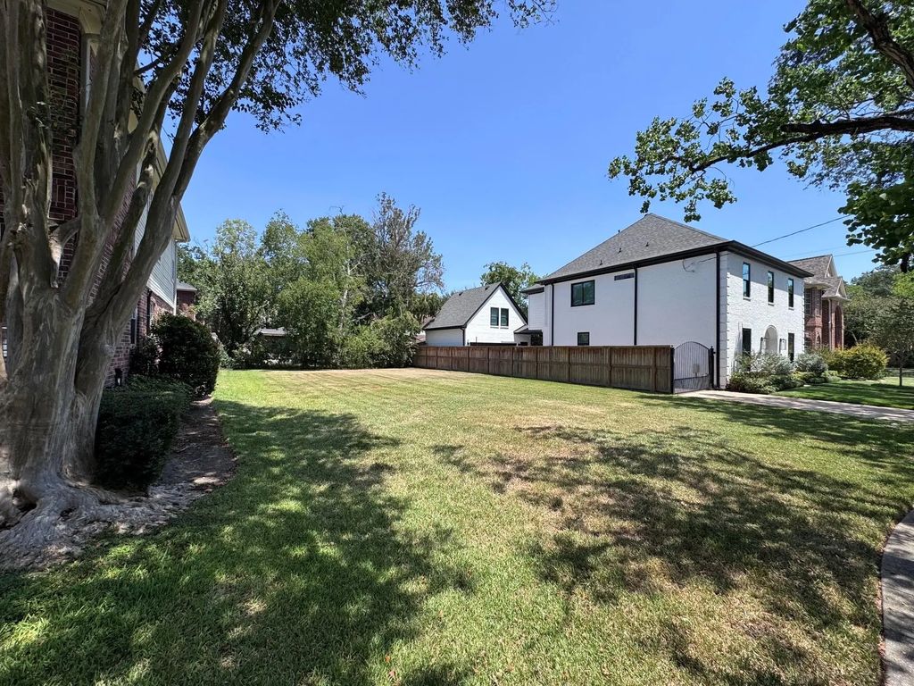 4212 Albans Street, West University Place
