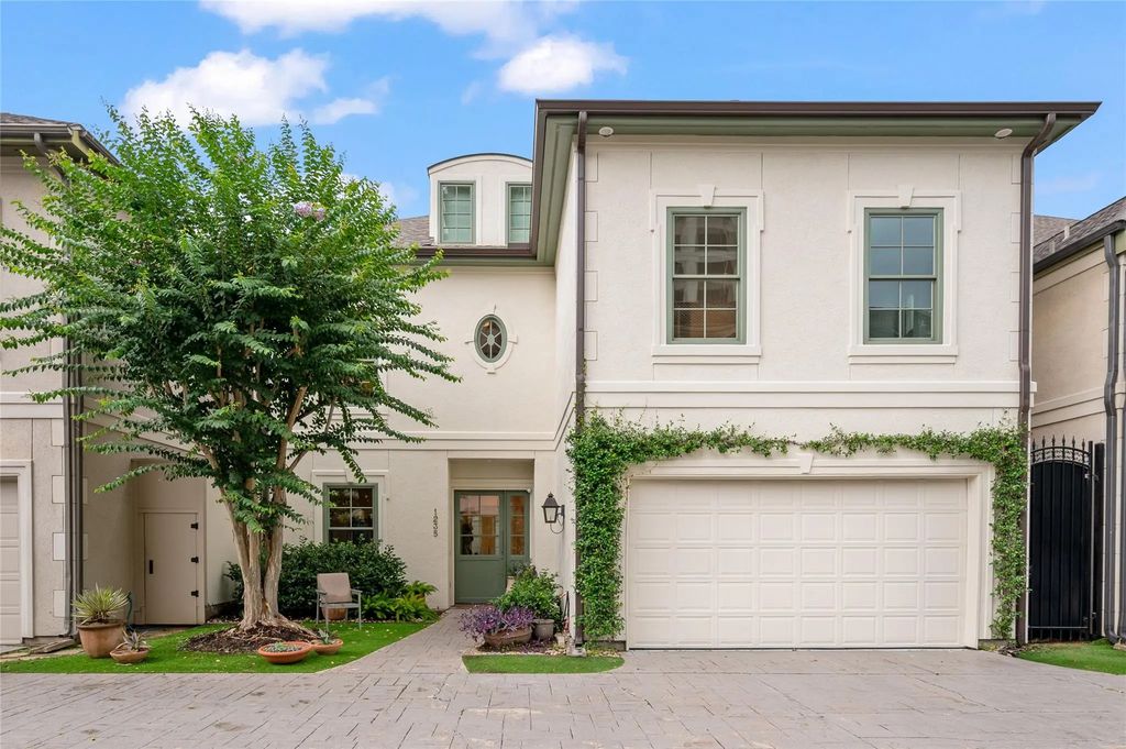 1235 Wynden Oaks Garden Drive, Houston