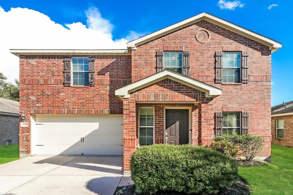 28910 Rio Grande River Drive, Spring