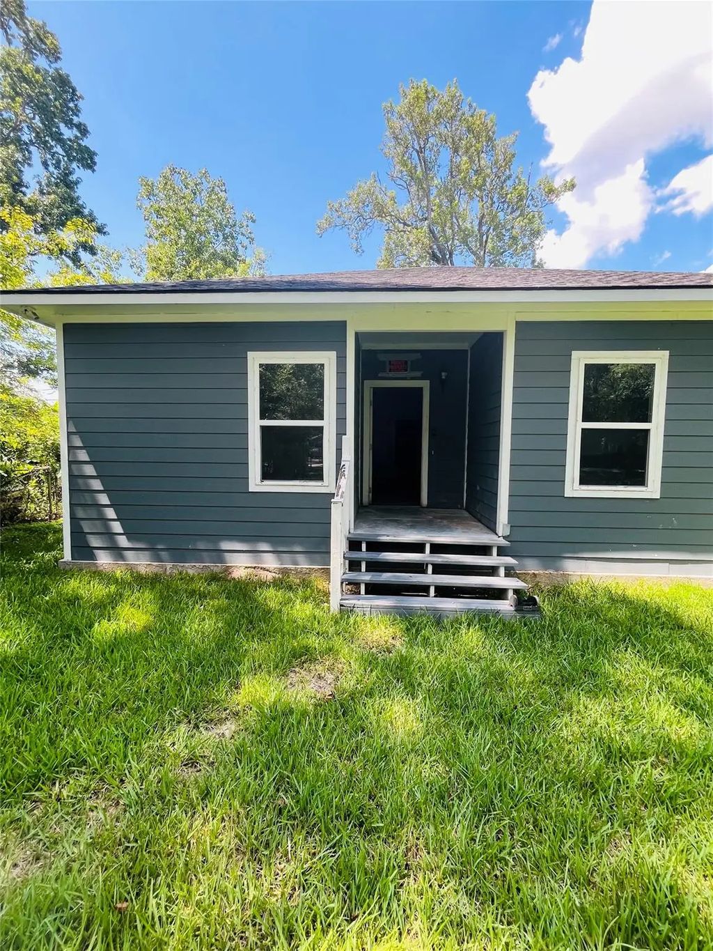 602 Big Deer Drive, Crosby