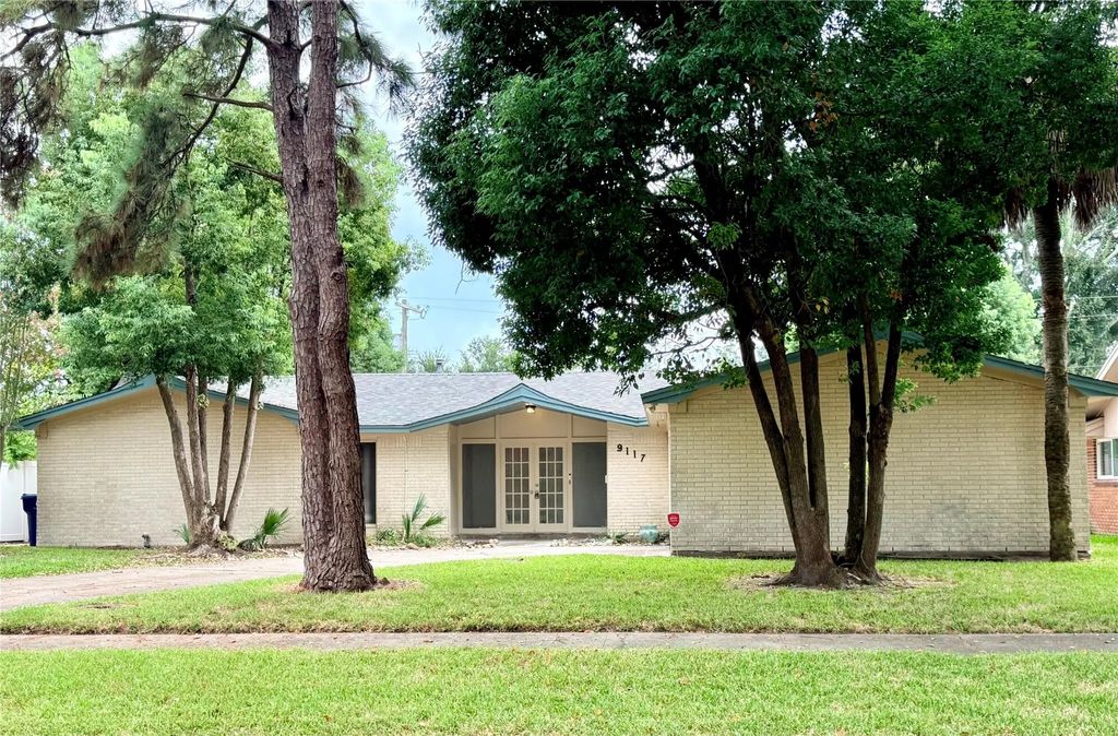 9117 Vicksburg Avenue, Texas City