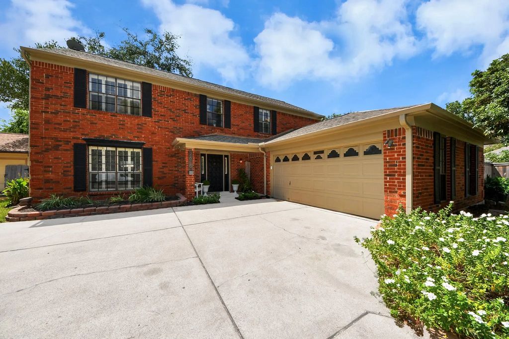 7615 Park Falls Drive, Houston