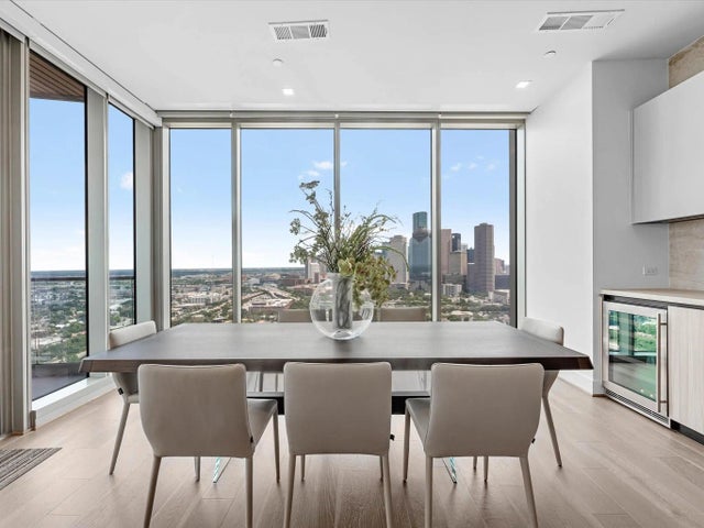 1711 Allen Parkway 2606, Houston